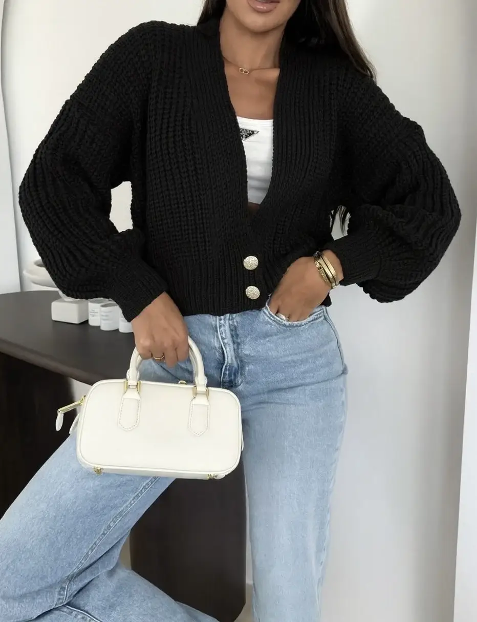 ESTEE BROWN - Wholesale Knit Sweater - Women's - Knit cardigan with 2 buttons - 181790