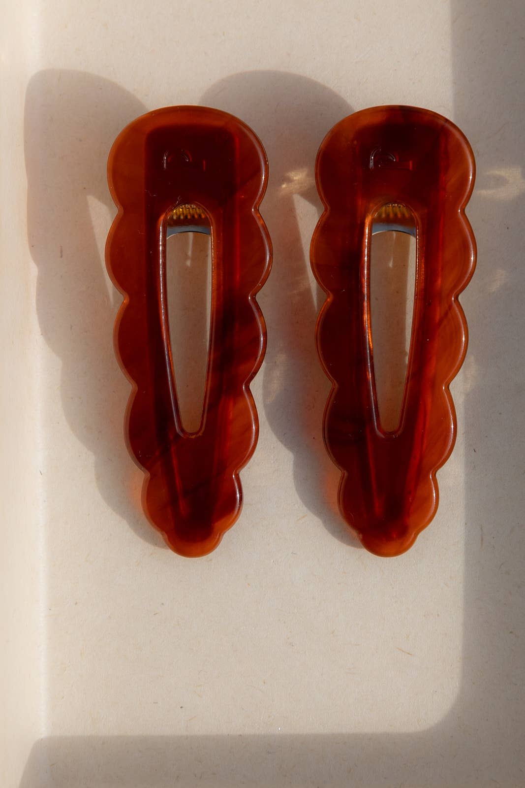 Peignee Paris - Wholesale Hair Clip - Women's - Signature Hair Clips - Moulin Rouge (Pair)