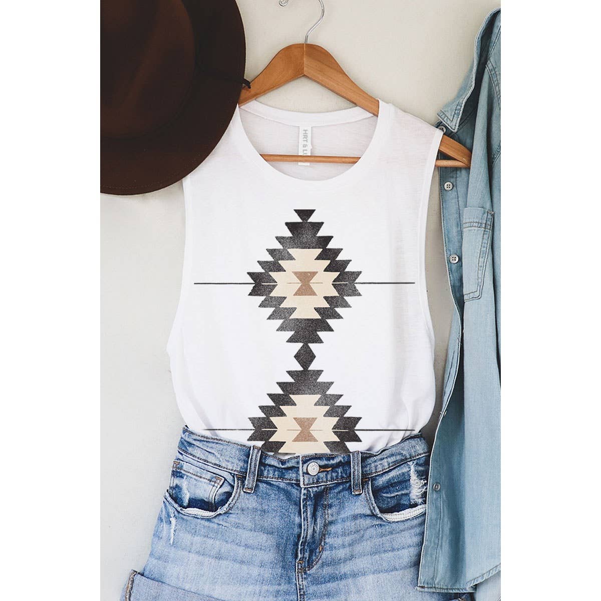 HRTandLUV – wholesale Tank top – Women′s – VINTAGE AZTEC MINERAL GRAPHIC TANK TOP6