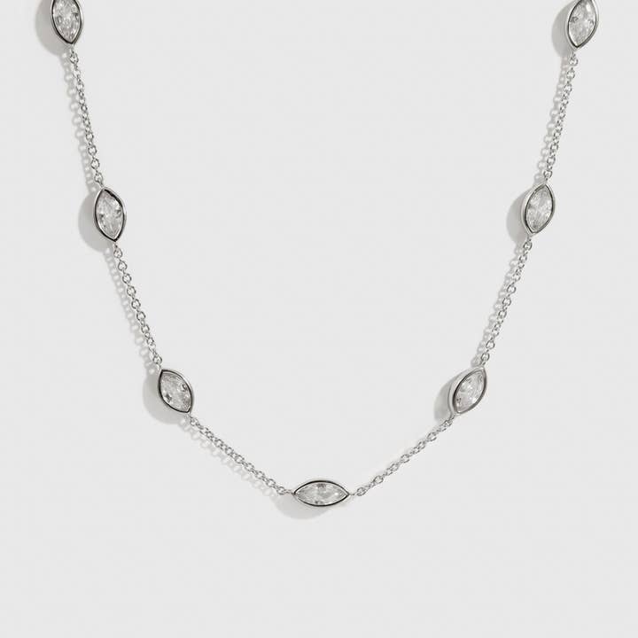 Marquise-slebenet halskæde med flere fatninger for engroshandel hos DRAE COLLECTION