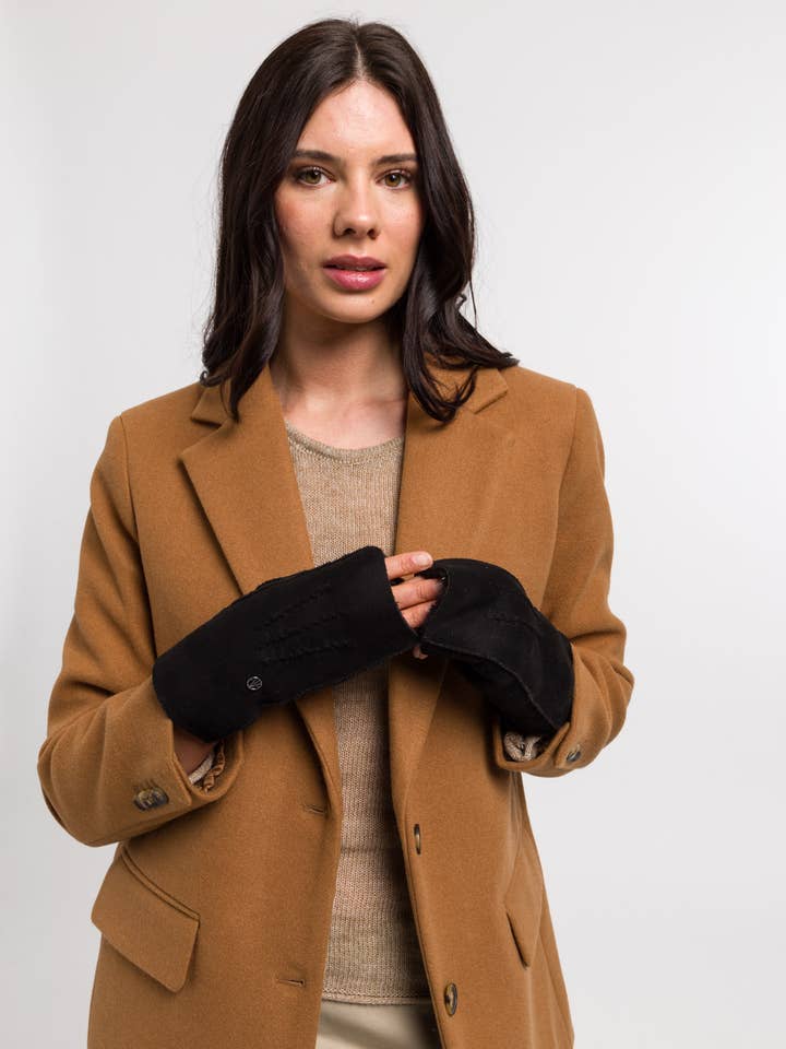 Fingerless Faux Suede Armwarmer with Sherpa Lining for wholesale by FRAAS - The Scarf Company