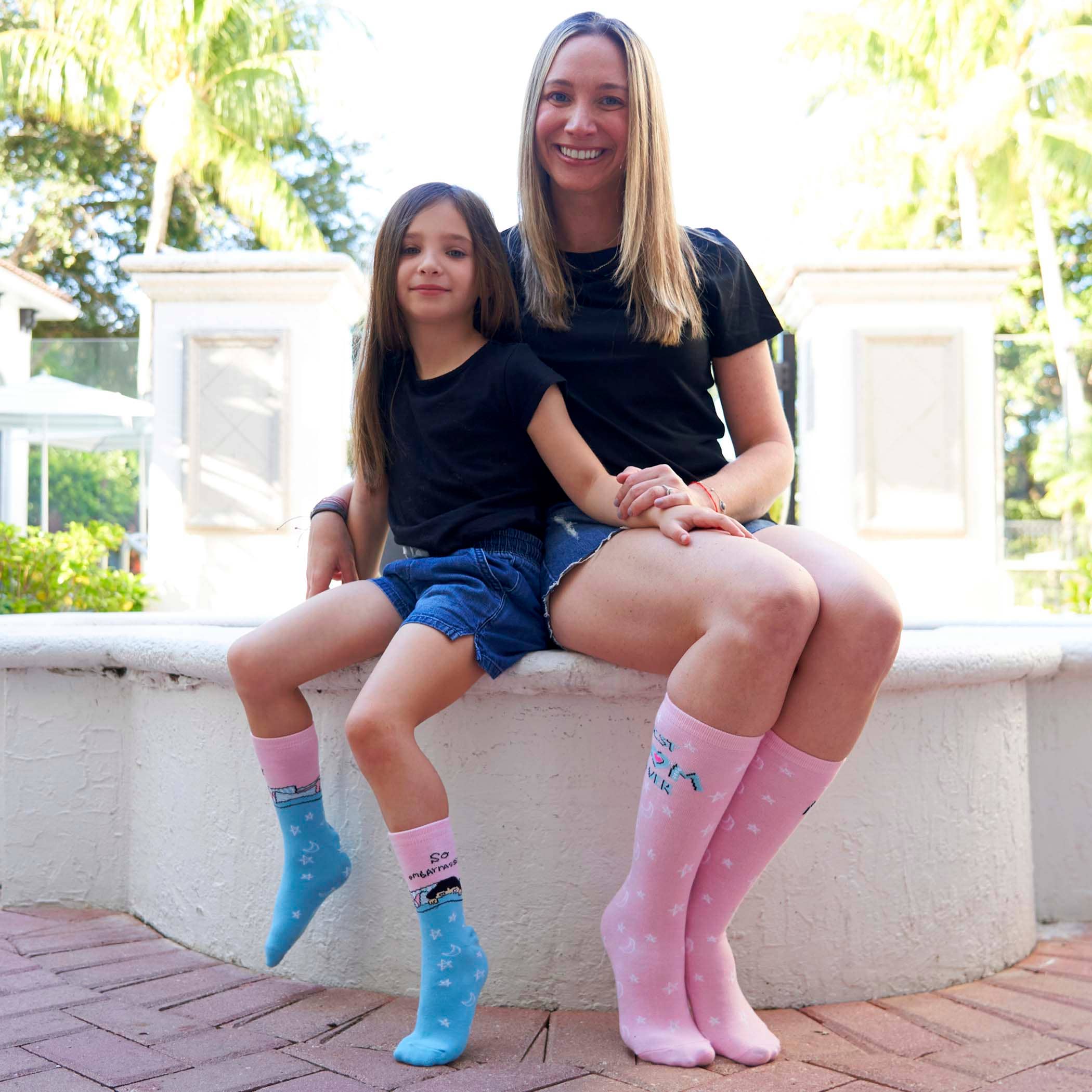 Boogie Toes - Wholesale Mommy & Me Sets - 2-pair Sidekicks Mommy & Me Best Mom / Embarrassing Socks Se1