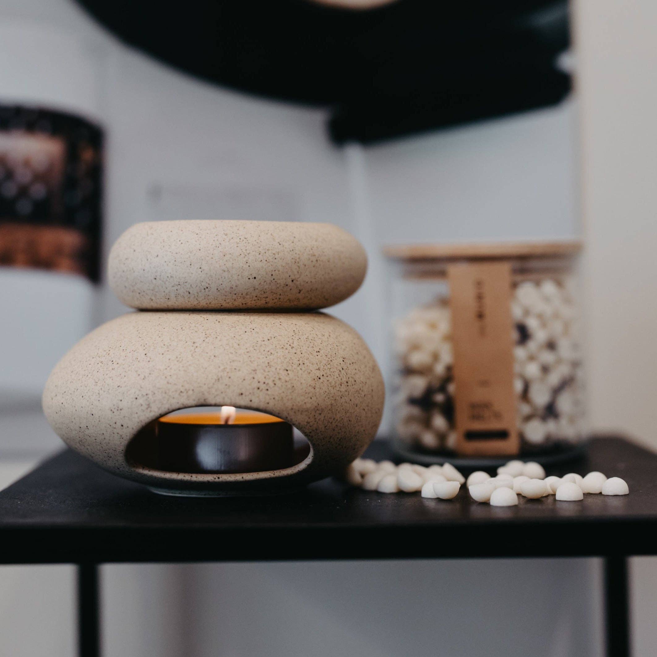 the MUNIO – wholesale Wax warmer – BEIGE CERAMIC WAX WARMER1