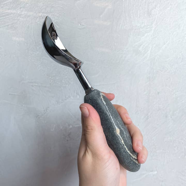 Funky Rock Designs – wholesale Ice-cream scoop – Ergonomic Stone Ice Cream Scoop