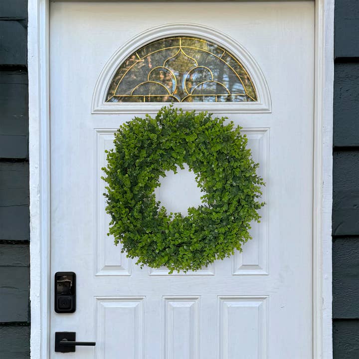 Haute Decor - Wholesale Wreath - 24 Inch Artificial Boxwood Wreath3