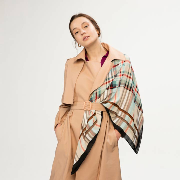 KARIERTER BEIGE-GRÜN-MIX für den Großhandel von Silk and River