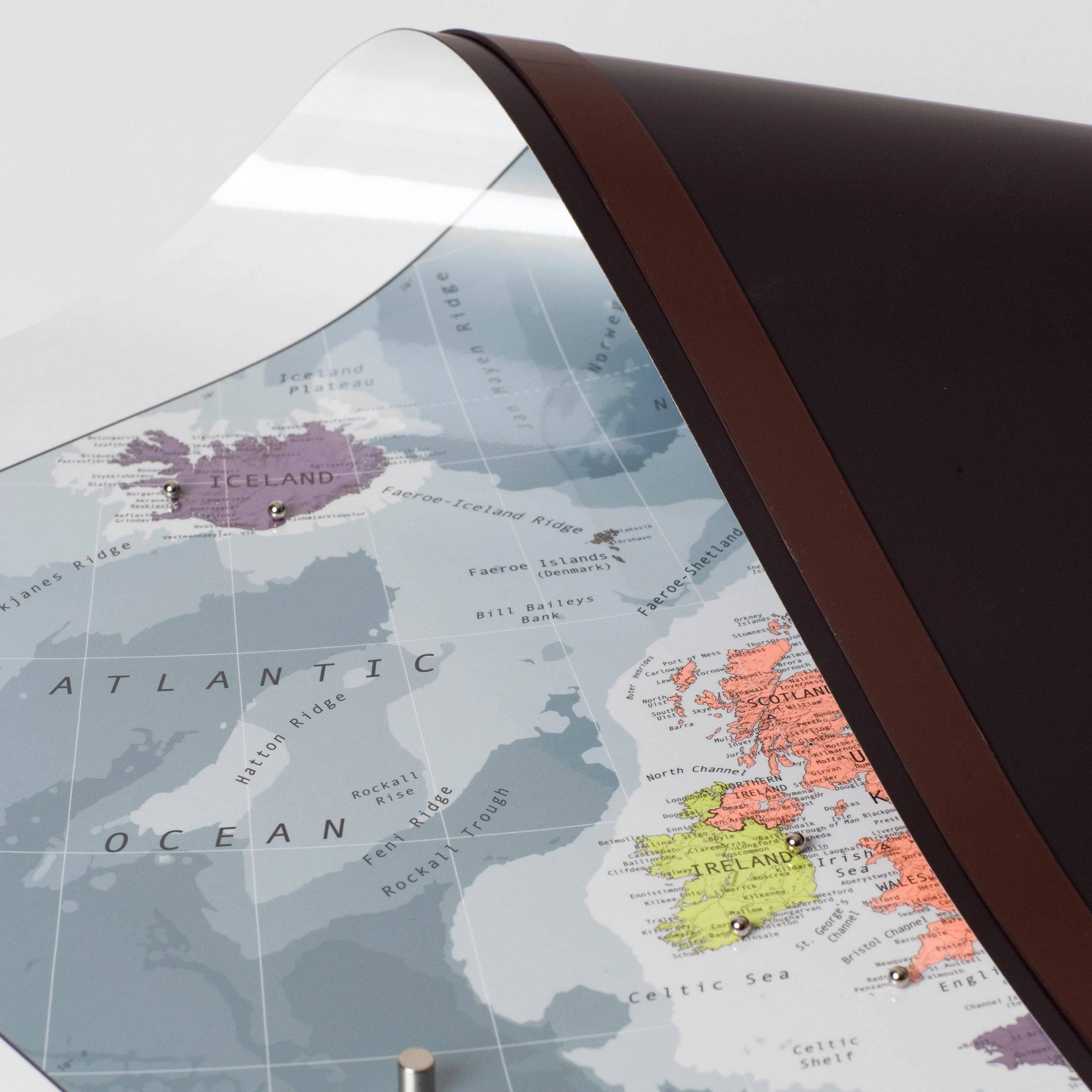 Zitrone, Orange, Distel, Khaki EUROPA-WANDKARTE für den Großhandel auf Faire7