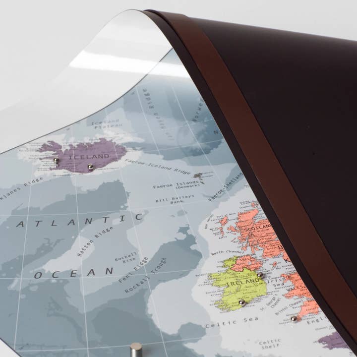 Zitrone, Orange, Distel, Khaki EUROPA-WANDKARTE für den Großhandel auf Faire7