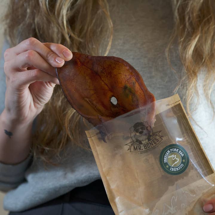 Mr.Bones - Natural Pet Products - Wholesale Pet Treats - Dog - Natural snack for dogs - Iberian Pork Ear1