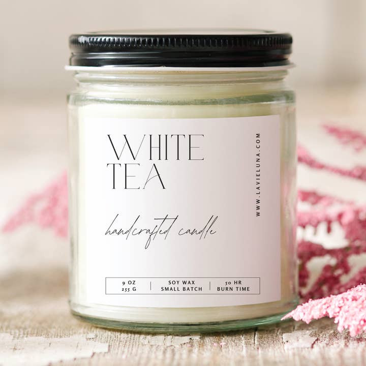 Bougie à la cire de soja White Tea Minimal Spring pour la vente par La Vie Luna Apothecary