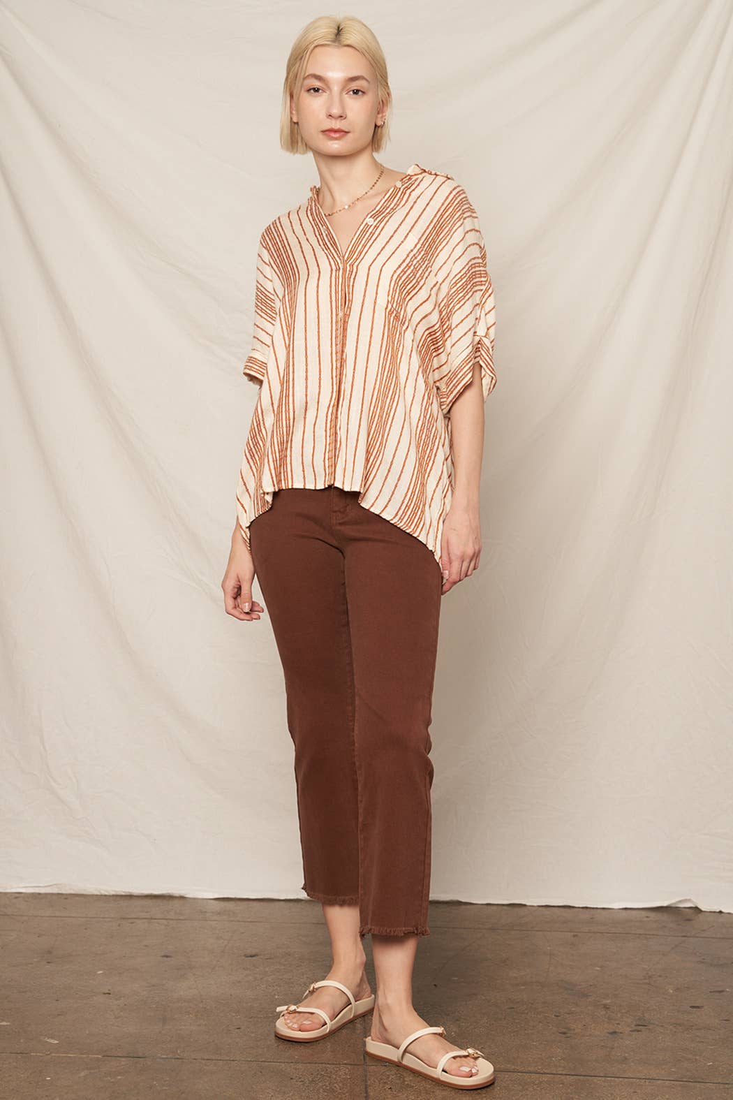 En Crème - Vente Chemise à col boutonné – femme - Haut boutonné rayé à manches courtes14