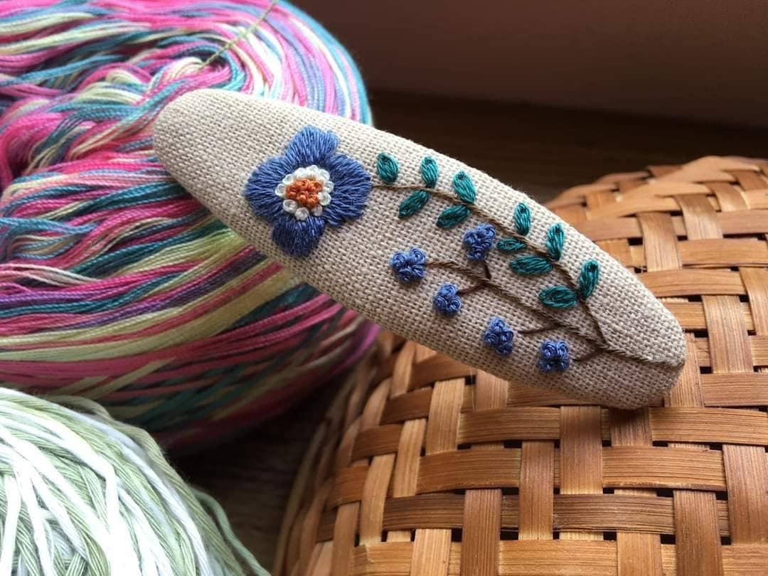 Quince Fables - Wholesale Barrette - Women's - Flower Garden Embroidered Hair Barrette, Collection Grace🪡2