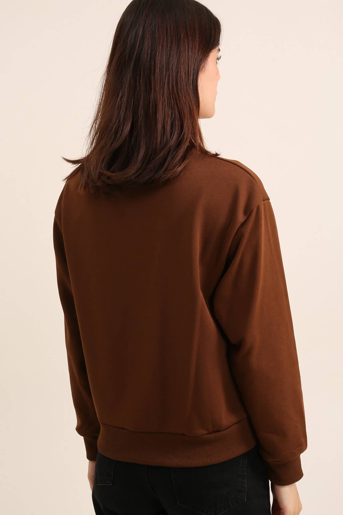 Daphnea - Wholesale Sweatshirt - Women's - 31859 “STUDIO” SWEATSHIRT3