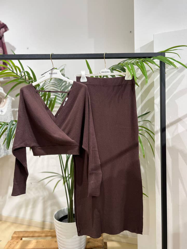 Strickanzug für den Großhandel von ADORA