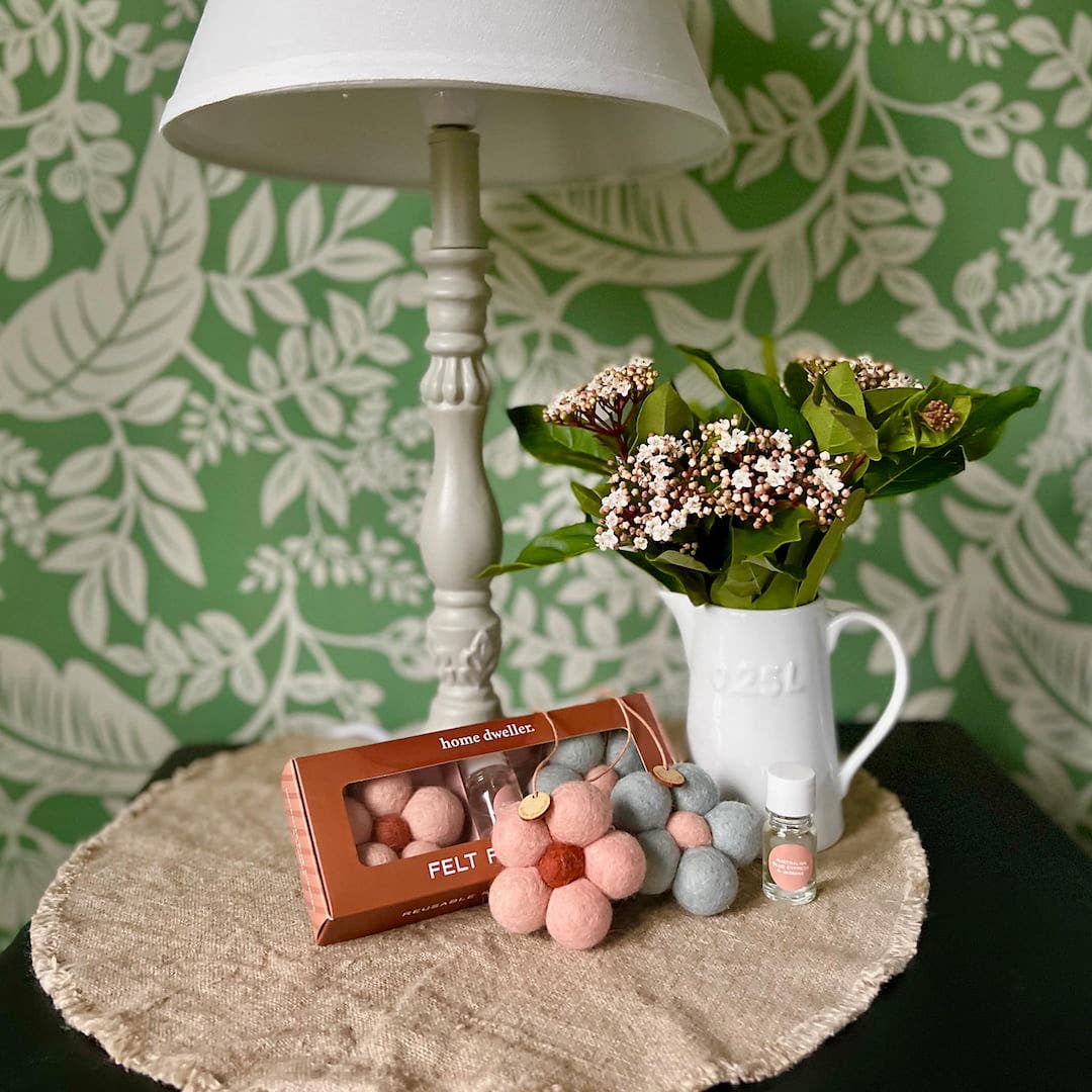 Home Dweller - Wholesale Air freshener - Felt Flower Fresheners - Blue Cypress & Jasmine1