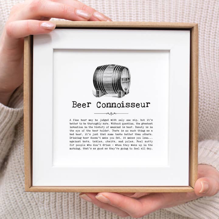 Impression encadrée pour connaisseurs de bière dans un coffret cadeau, cadeau pour les amateurs de bière pour la vente par Coulson Macleod (U.S. Duties Paid)