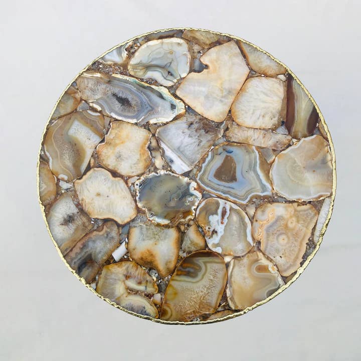 The Tangerine Store - Vente Tables basses - Table d'appoint/basse à bord rond en agate dorée1