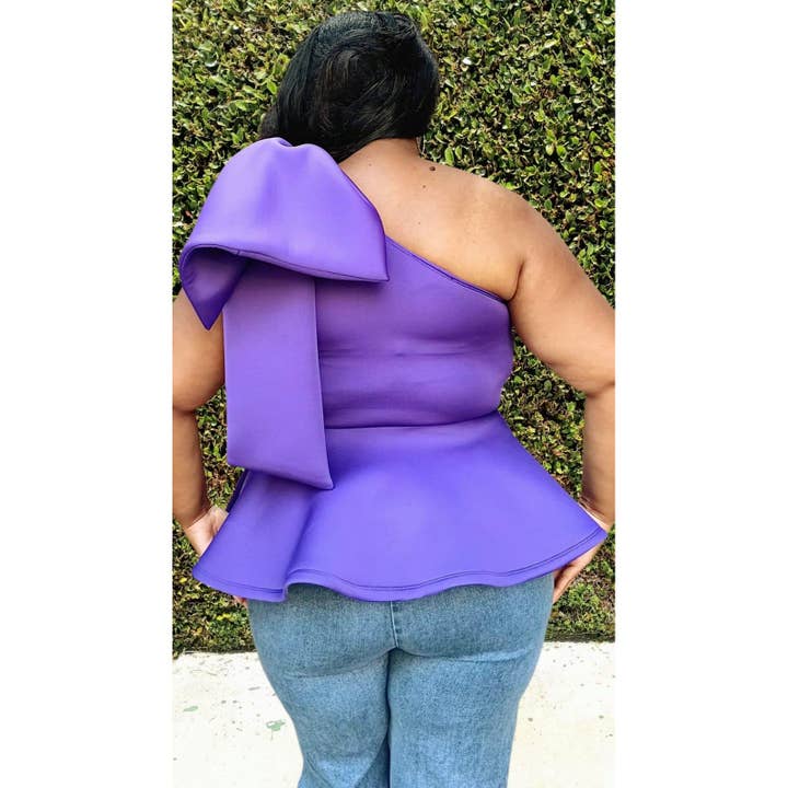 DORCAS - Wholesale Blouse - Women's - Plus Size One Shoulder Bow Top2