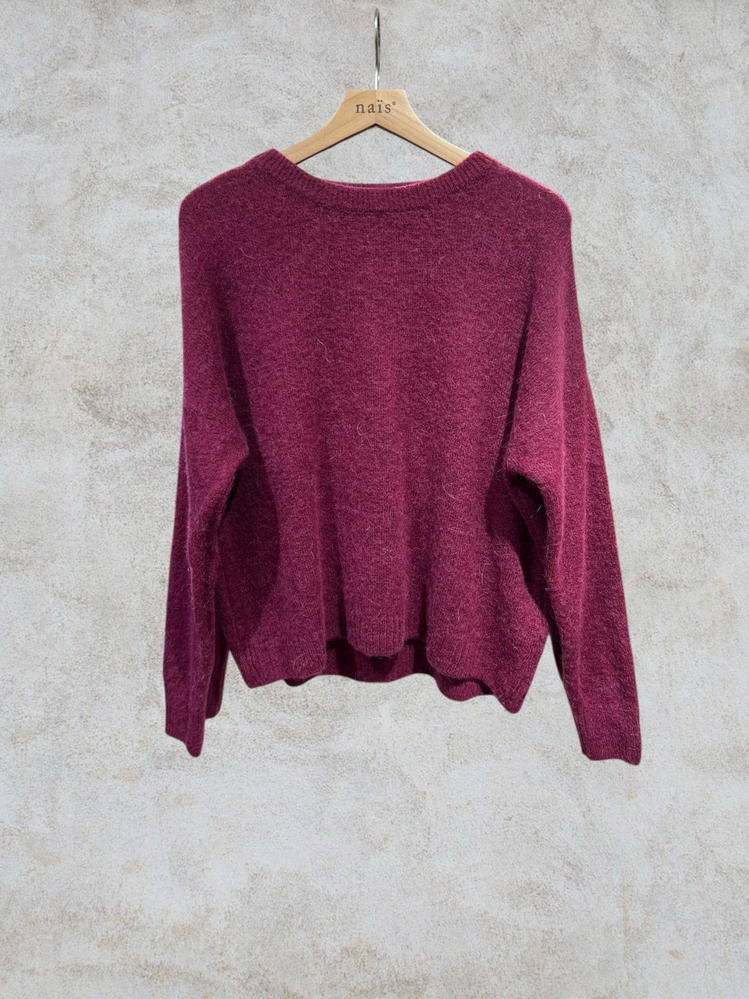 NAÏS PARIS - Wholesale Knit Sweater - Women's - Round neck long sleeve sweater in 30% superfine alpaca3