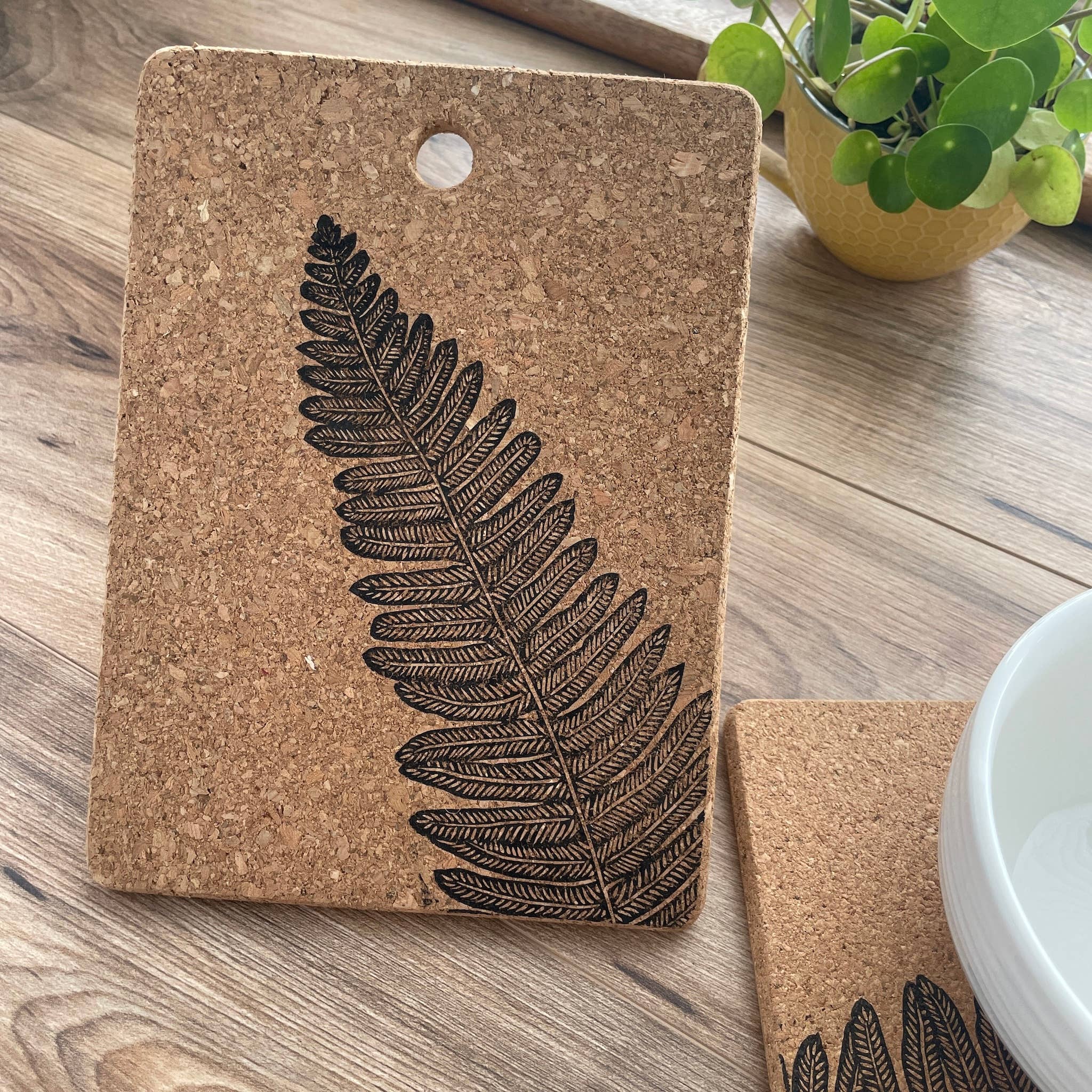 Jackdaw and Bear - Wholesale Trivet - Fern linocut Cork Pot stand / Trivet5
