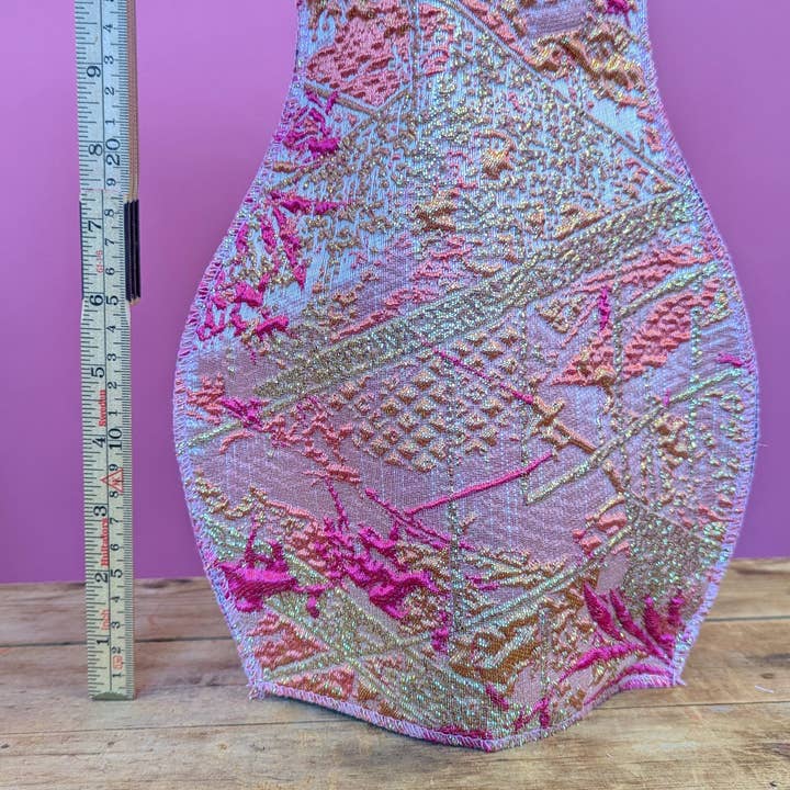 Pop Up Vase in Gold and Coral for wholesale on Faire4