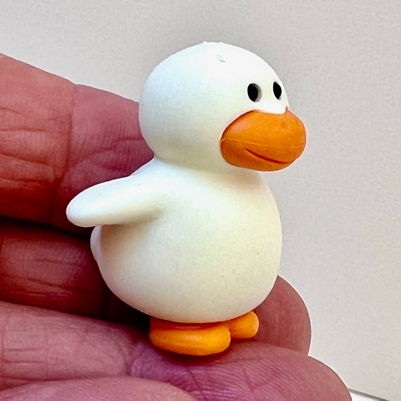 BCmini - Vente Gommes - 382841 Gommes Iwako Poulet & Amis Assorties-3017