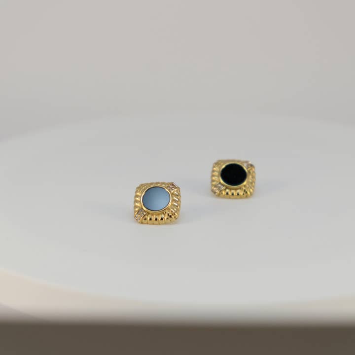 Stud earrings - Idaline for wholesale by Lovelika