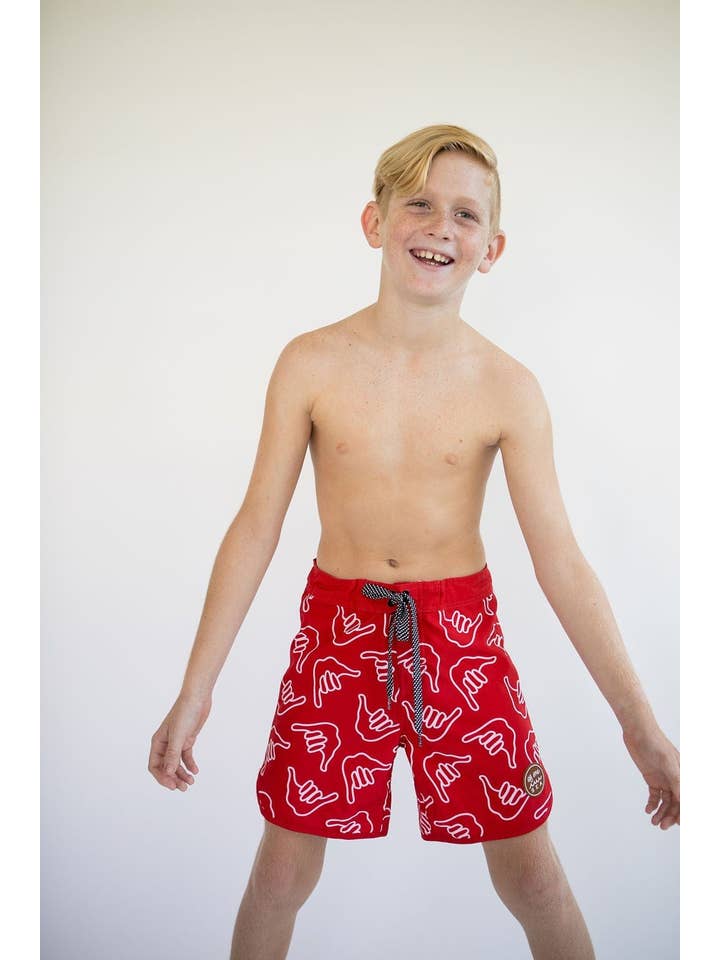 Shaka vermelho Bermuda retrô infantil vermelha Shaka para venda a revendedores na Faire5