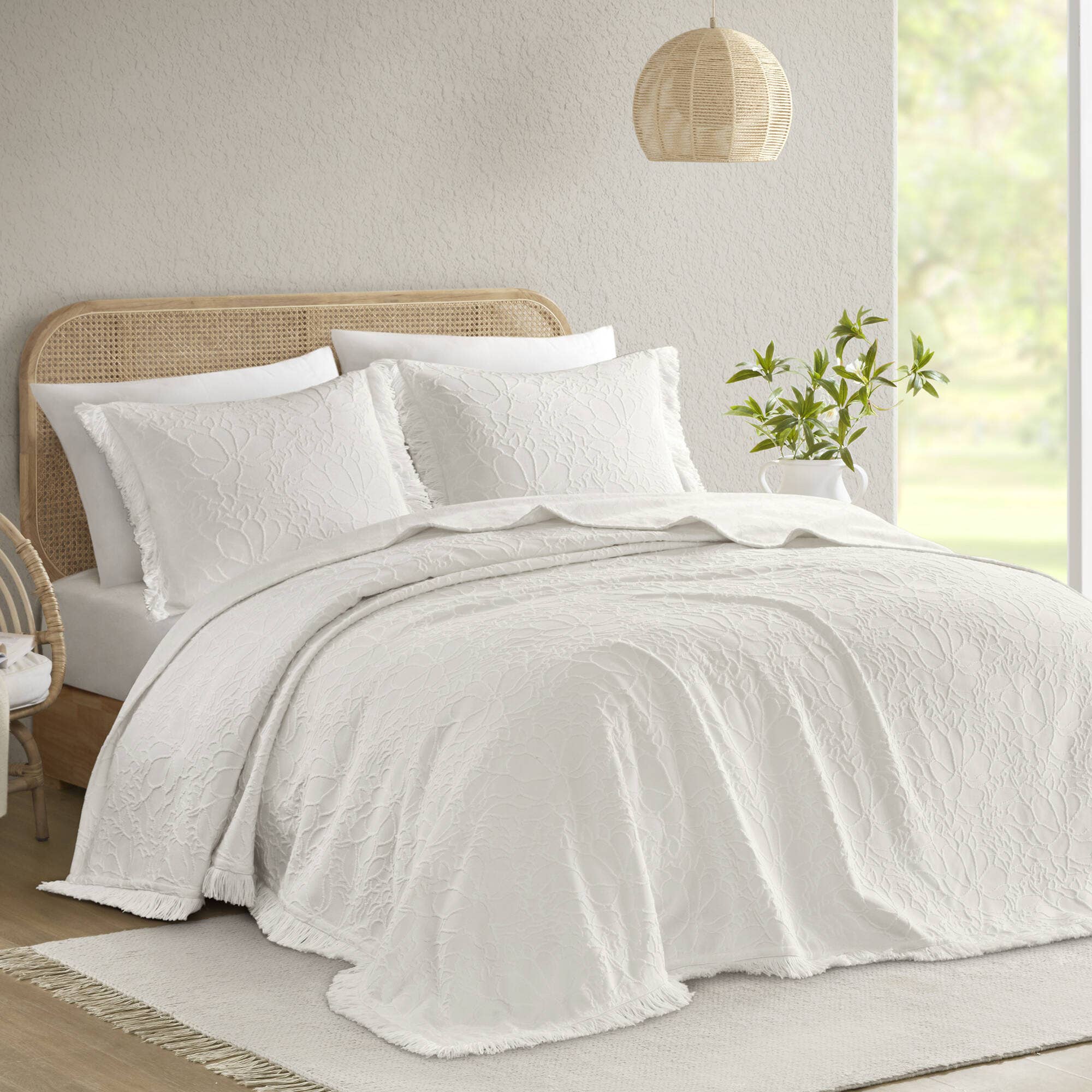 Olliix - Wholesale Bedding Set - 3 Piece Floral Oversized Bedspread Set, White14