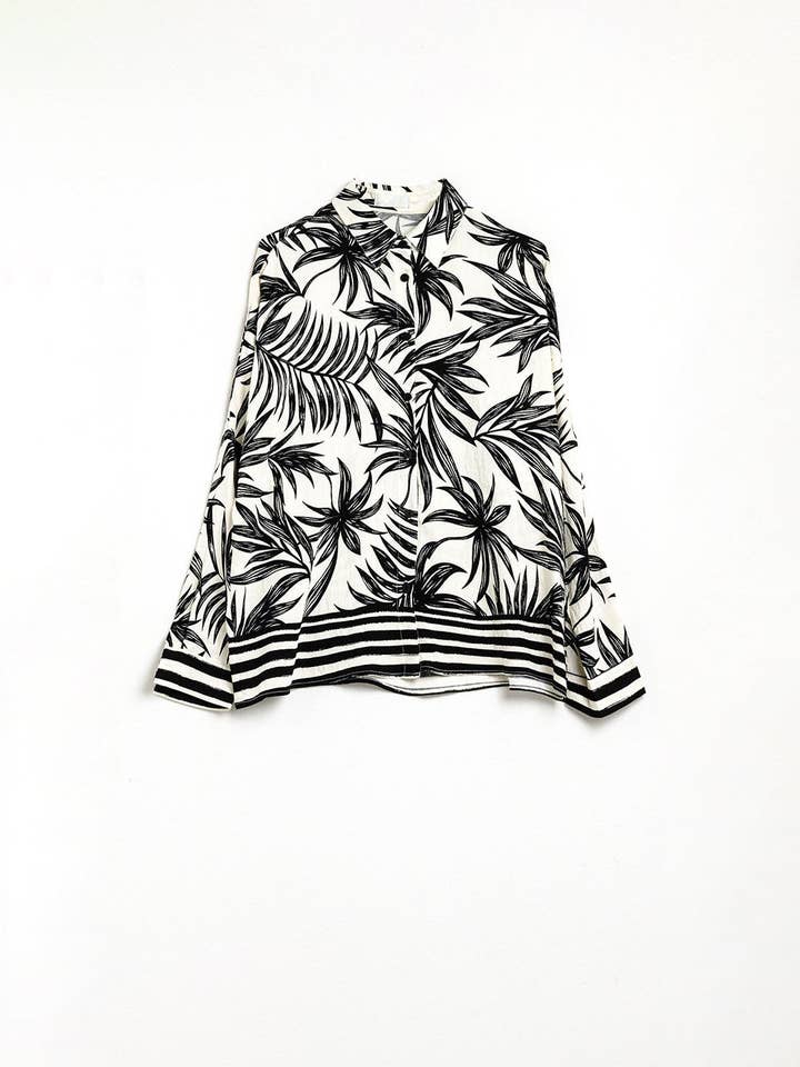 Tropical Motif Relaxed Blouse in Black and White for wholesale on Faire7