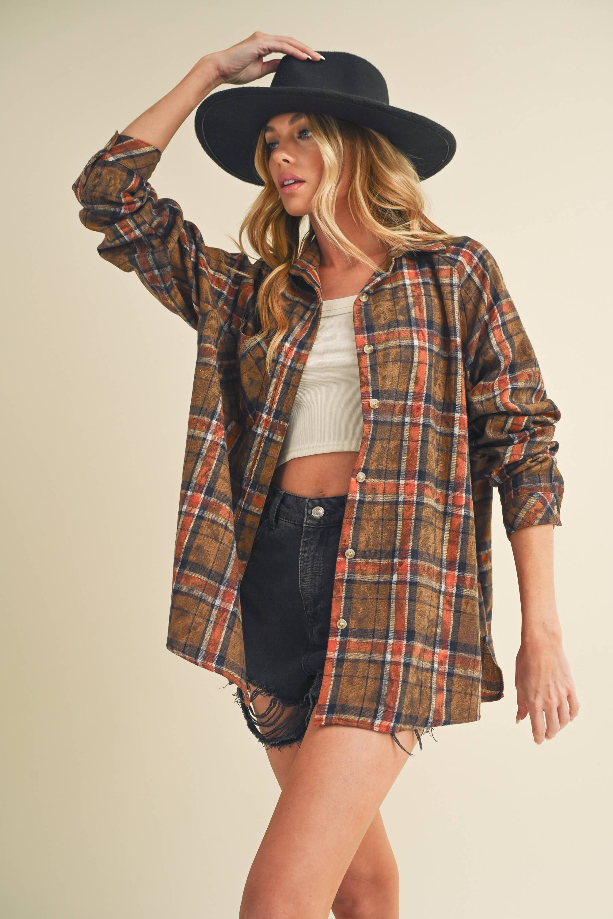 AEMI + CO – wholesale Tröja med knappar – Dam – 8323DN Laura skjorta i tvättat rutigt flanelltyg31