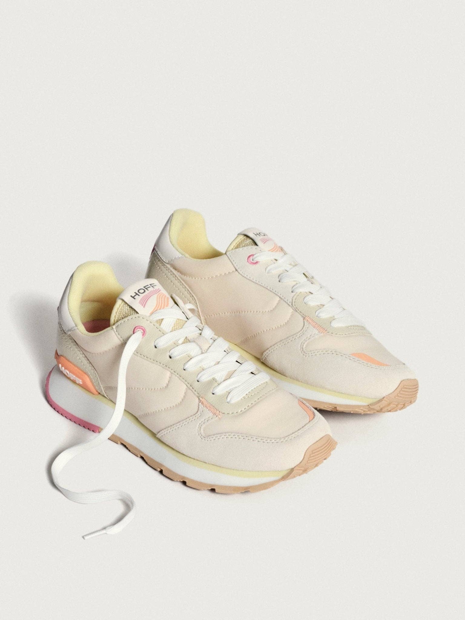 Bege Tênis feminino Hoff Troezen 12517006 para venda a revendedores na Faire1