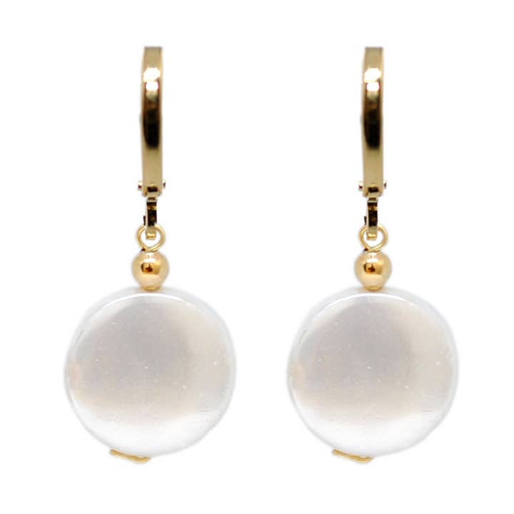 Mini brincos de argola em madrepérola por atacado de Arrecife Accesorios