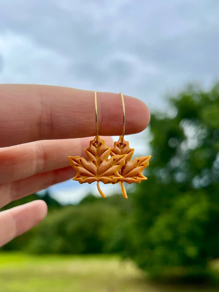 Herbst-Blatt-Creolen für den Großhandel von Hold Fast Handmade