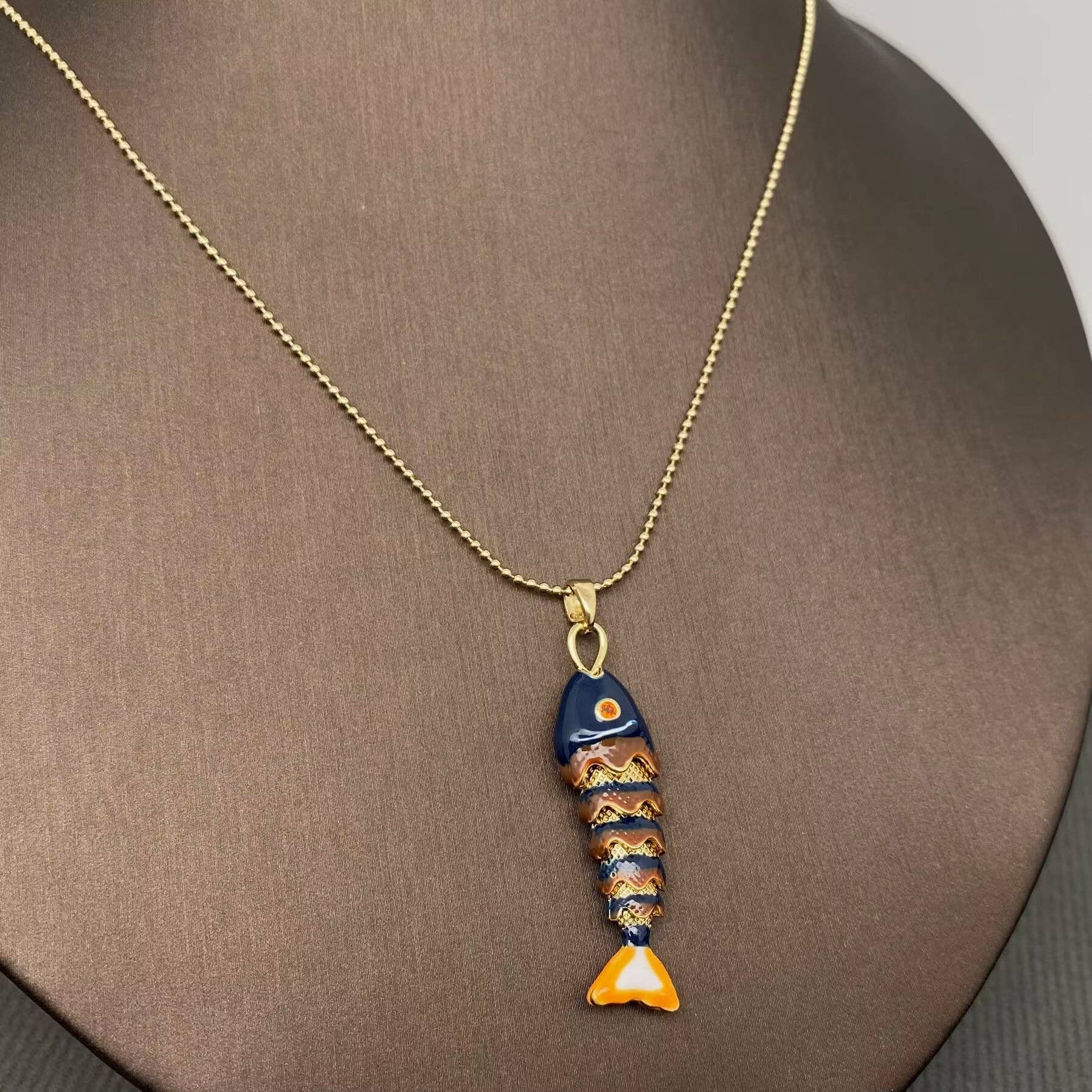 Mio Queena - Wholesale Pendant/Charm Necklace - Summer Ocean Style Enamel Fish Charm Necklace4