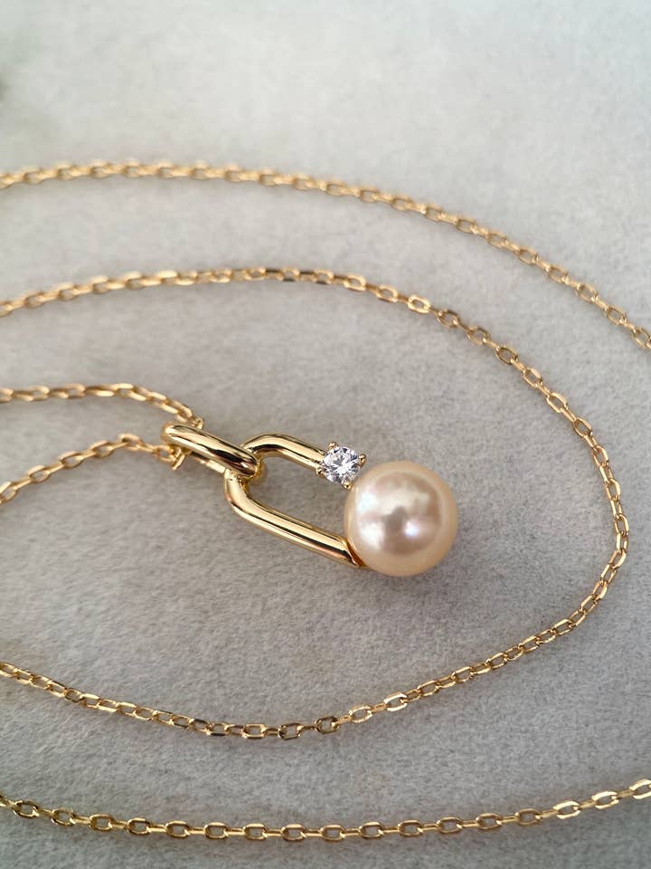 7.5mm Japanese “Golden Dawn” Akoya Pearl Pendant Necklace for wholesale by b29