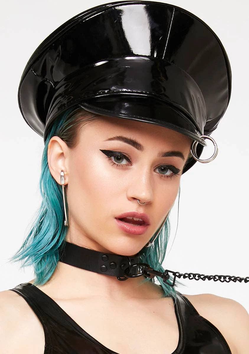 Funk Plus - Venta al por mayor Accesorio para sombrero - Mujer - SOMBRERO DE CAPITÁN CON PIERCING HT2754