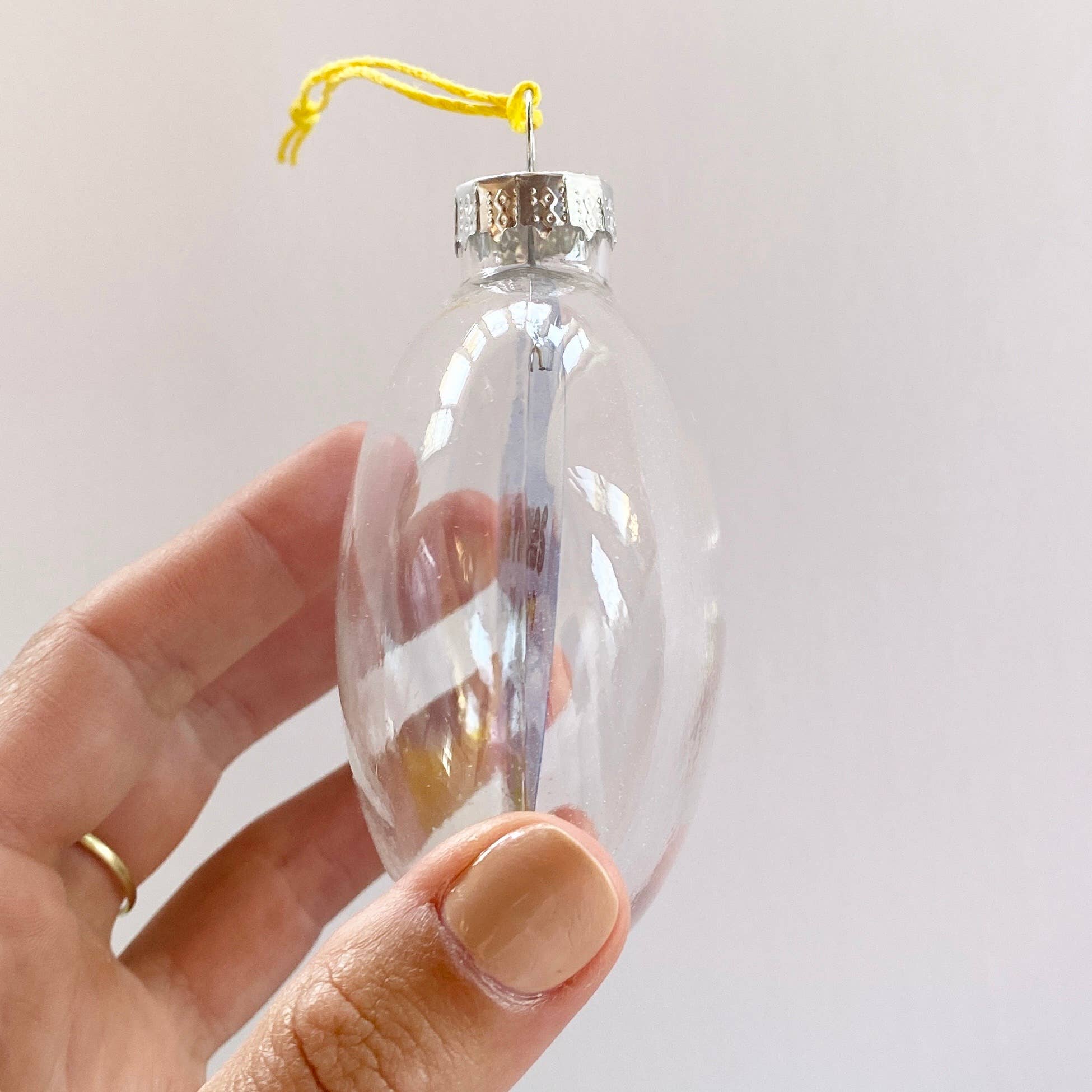 Skel & Co - Wholesale Ornament - Dr. Seuss See-Through Glass Holiday Ornament3