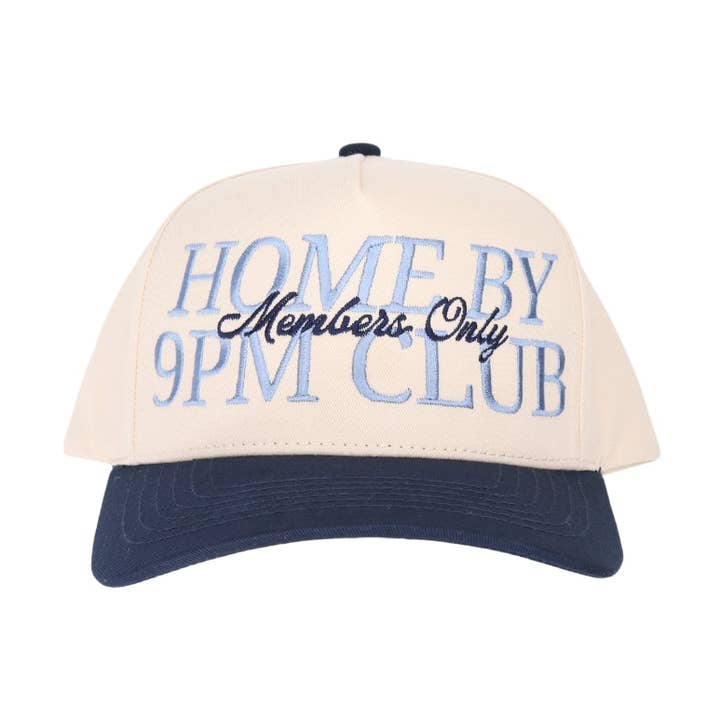 Casquette de camionneur brodée "Home by 9PM" pour la vente par Stitch Your Style