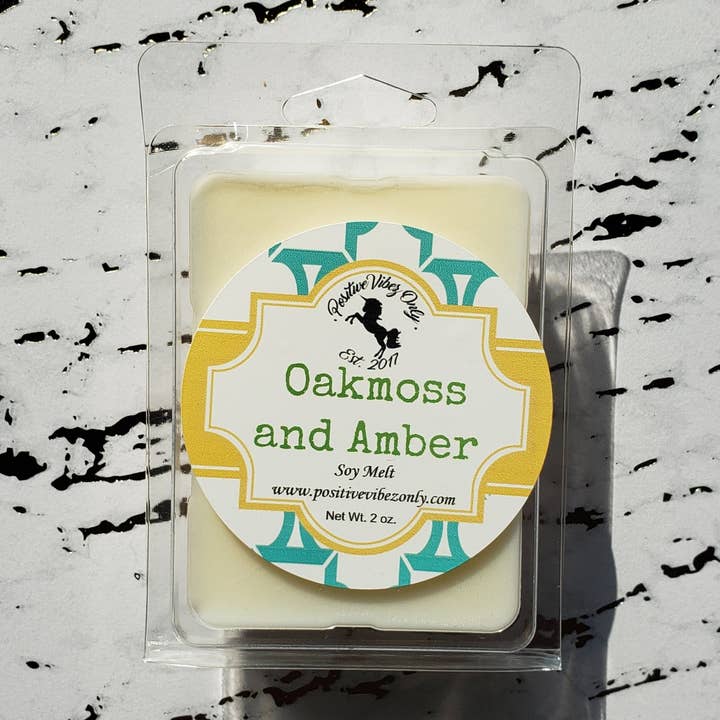 Oakmoss and Amber Scented Soy Candle for wholesale by Positive Vibez Only, LLC