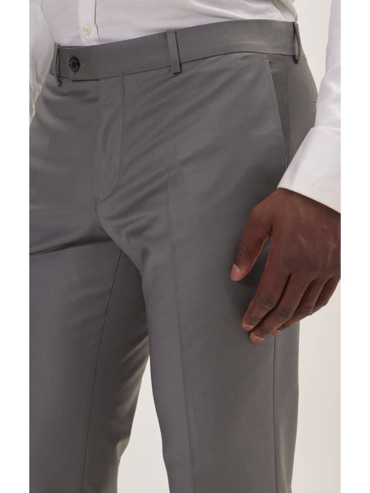 GRIS OSCURO Traje con doble botonadura de lana merino Super 120S para hombre, color gris oscuro de venta al por mayor en Faire9