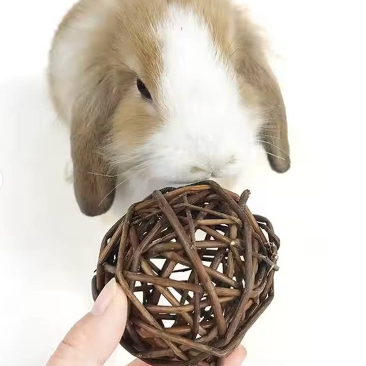 Binky Factory - Vente Jouets – hors chat et chien - Petite balle en osier1