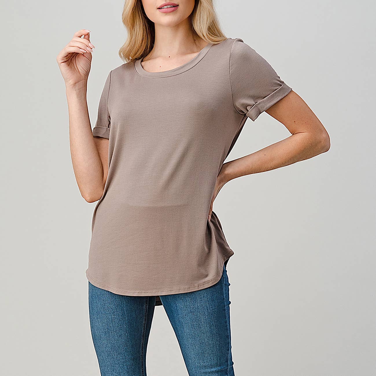 Heimious – Engroshandel T-shirt – til kvinder – Kortærmet rundhalset Modal T-shirt med afslappet pasform, T4536