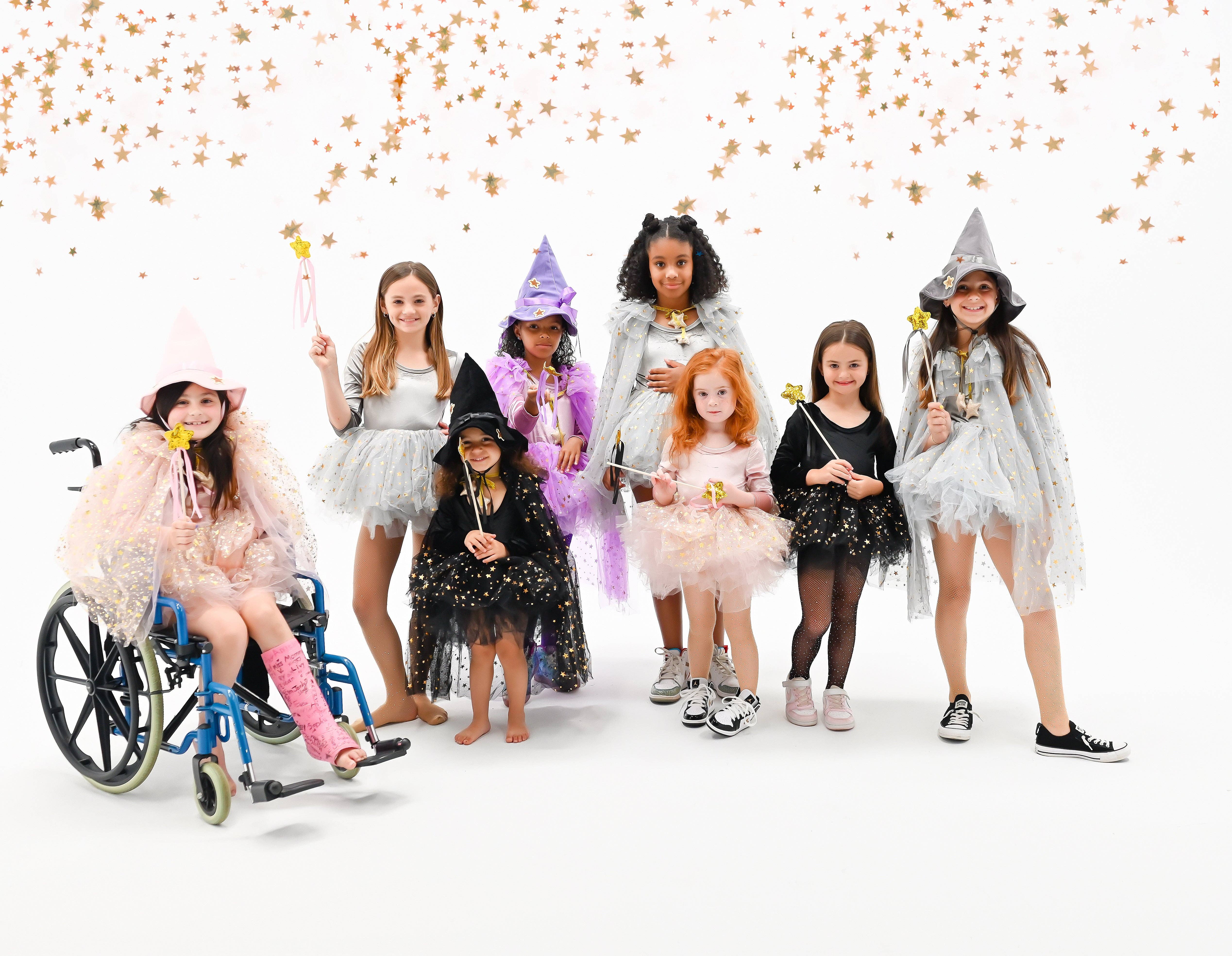 Fancy Shmancy Baby – Großhandel Kostüm – Kinder – Samtkostüm mit langärmeligem Tüll-Tutu, goldenen Sternen – kleine schwarze Hexe3