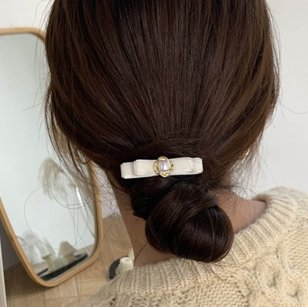 XO Fashion - Wholesale Hair Clip - Women's - HCY006 Ultra-exquisite French  Velvet BowTie pearl Hair Clip5