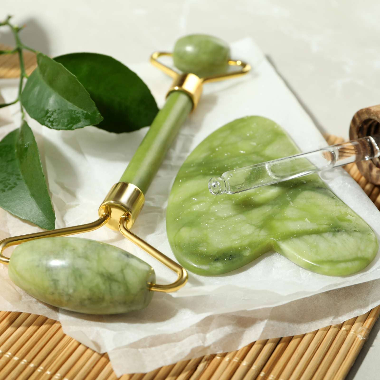 Zen'Arôme - Wholesale Gua Sha Tool - Gua Sha and Green Jade Roller - Stone Beauty Accessory11