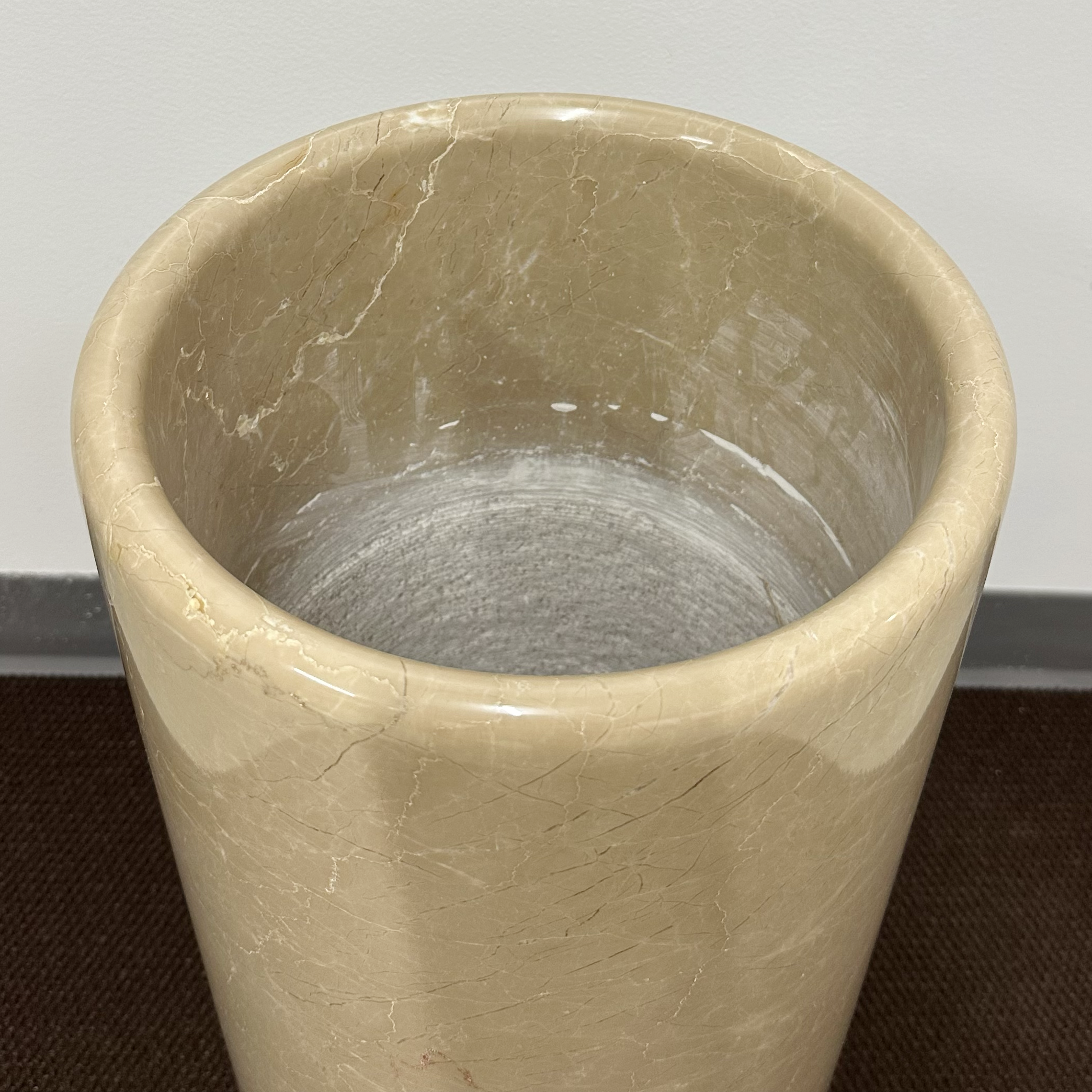 Page Imports - Wholesale Urn - Floor Urn - 24" x 12"7