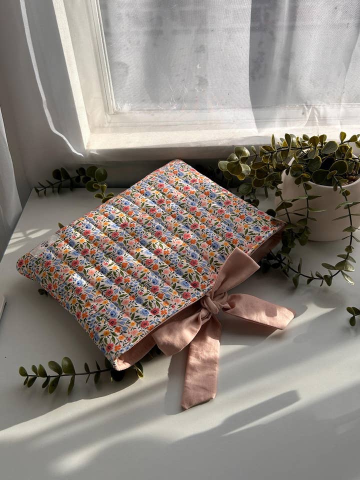 Quilted Bible Sleeve with Bow | Bible Pouch for wholesale by DaintyLuxeAU