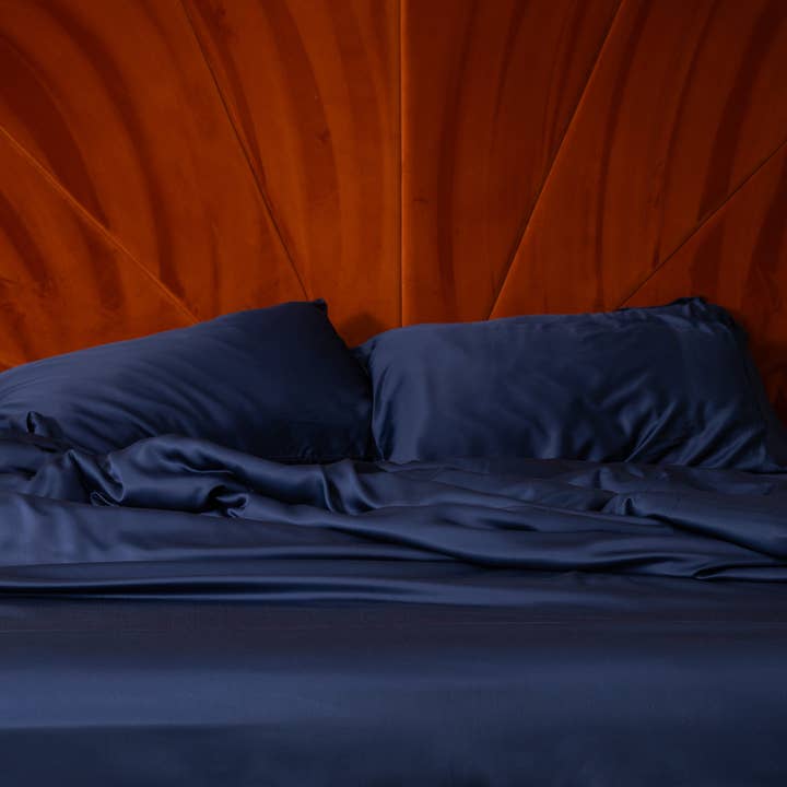 BleuBully Bedding - Wholesale Sheet Set - Sateen Sheet Set in Deep Sleep4