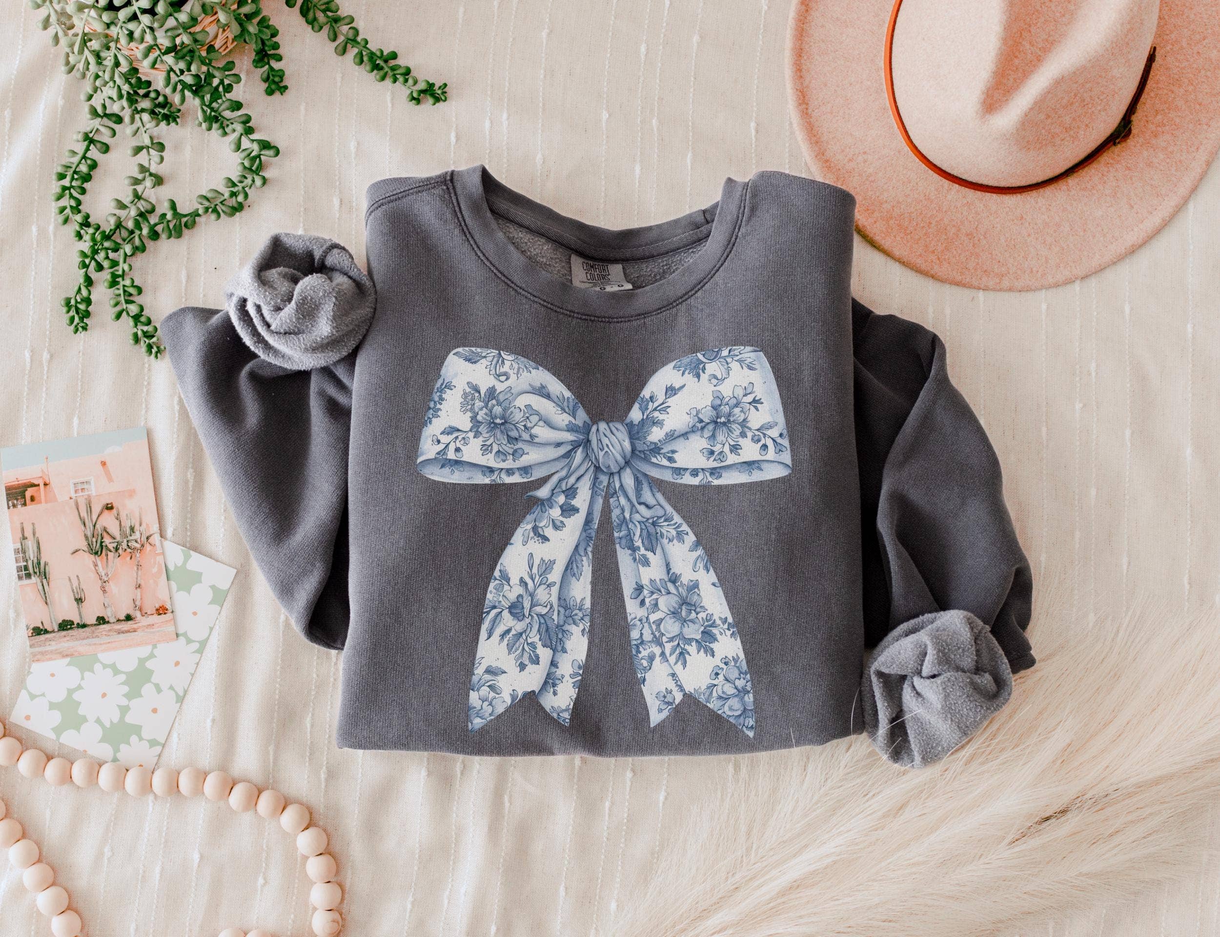 TheKingShirt - Wholesale Graphic Sweatshirt - Women's - Toile De Jouy Coquette Bow Sweatshirt Girly Aesthetic0